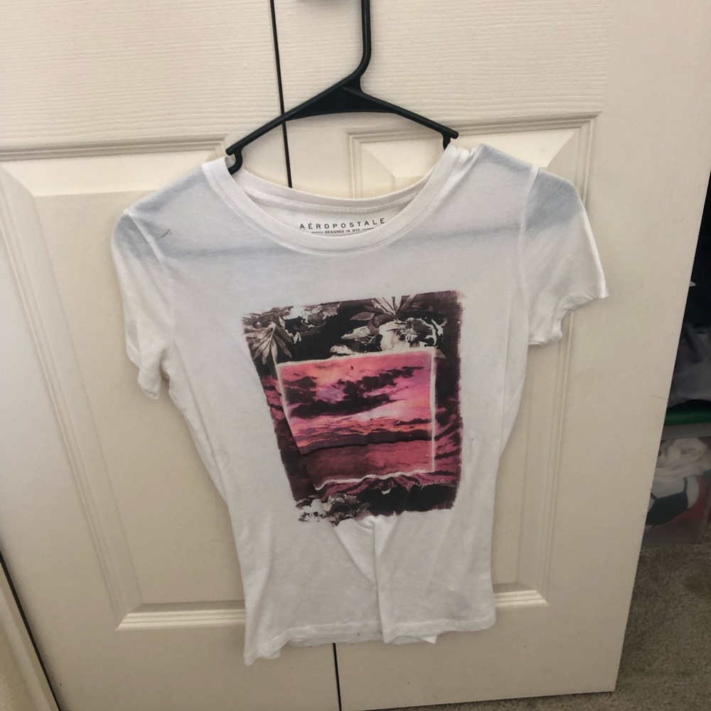 graphic tee